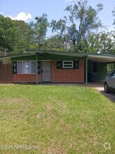 Building Photo - 2755 Sunny Acres Dr N