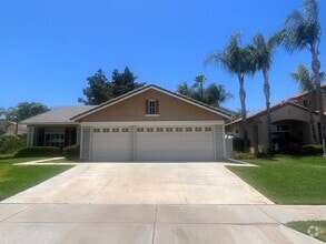 Building Photo - 1556 Iris Grove Dr