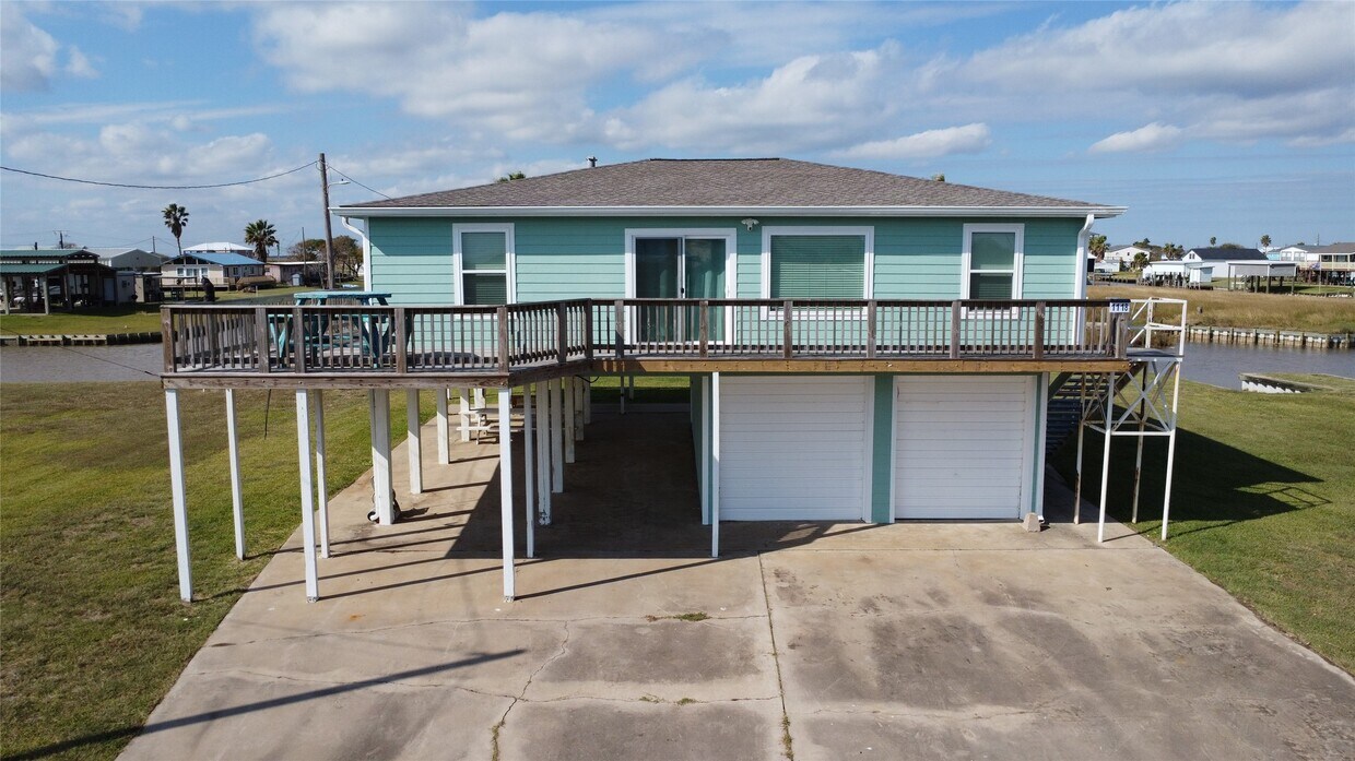 Foto principal - 1118 County Rd 204
