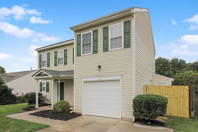 Foto del edificio - 112 Bluffton Rd