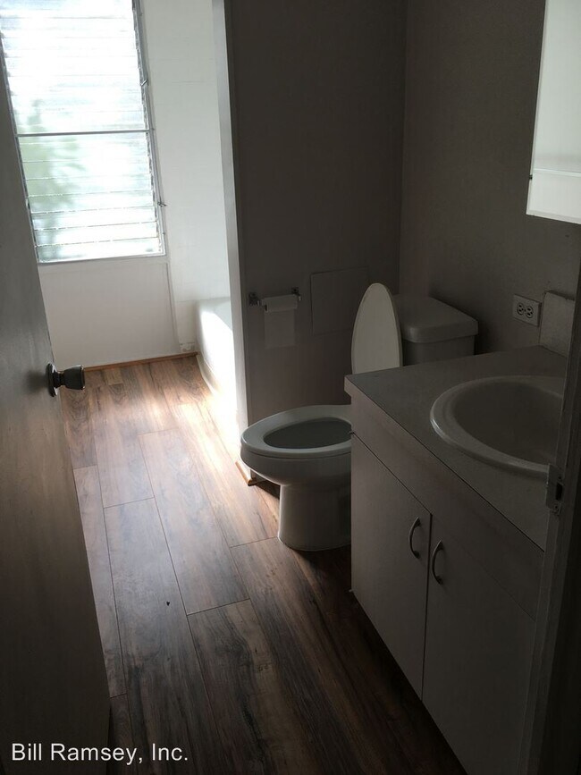 Building Photo - 444 Namahana St