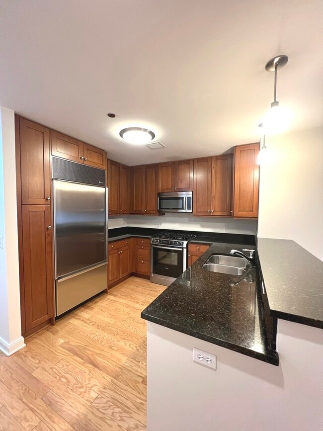 Building Photo - 60 E Monroe St