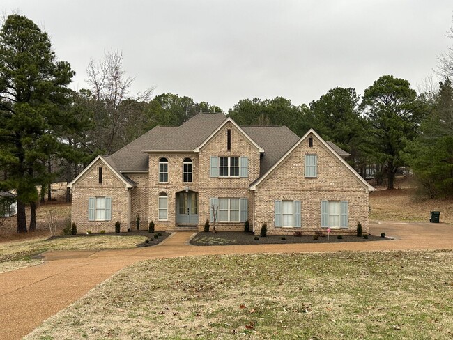 Building Photo - Newly Renovated Luxury Home in Colliervill...