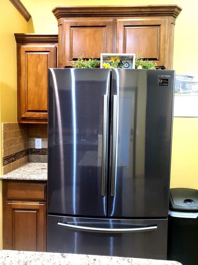 Foto del edificio - 605 SW 149th Pl