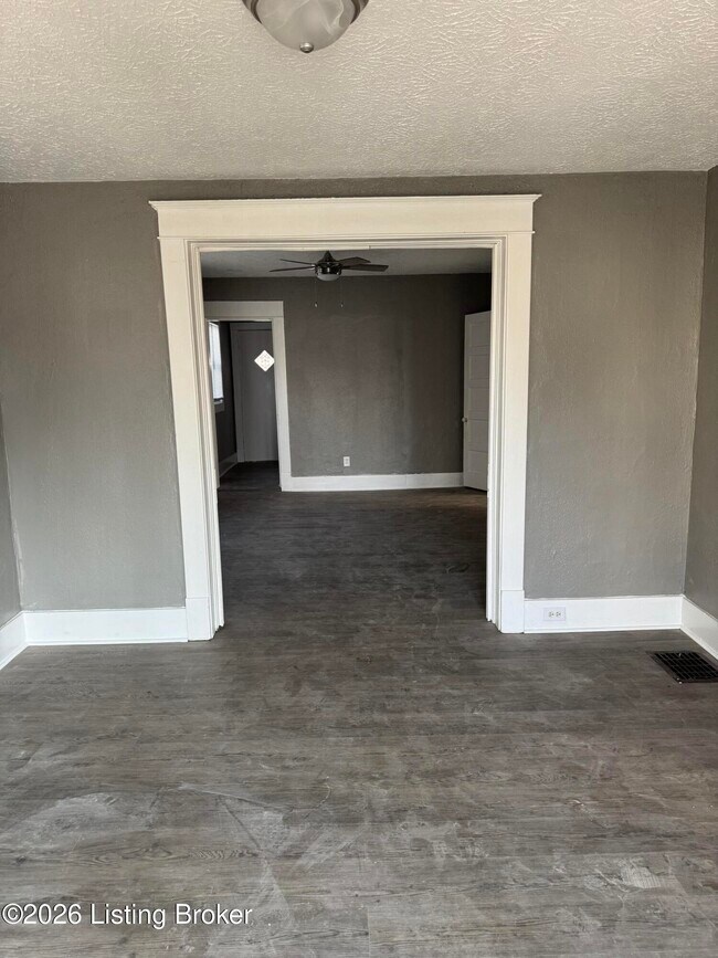 Foto del edificio - 829 S 37th St