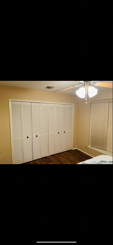 Foto del edificio - 9687 Chelmsford Dr