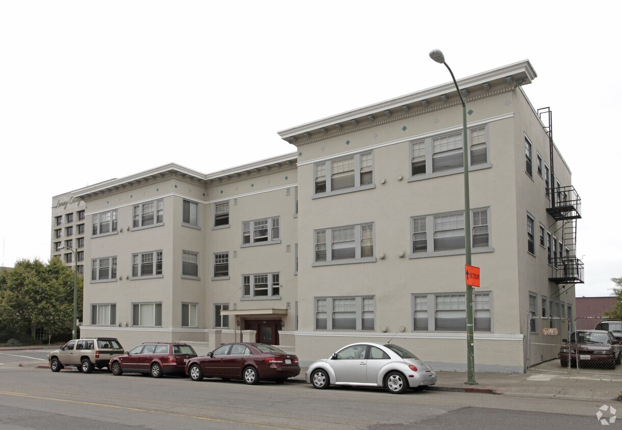 Building Photo - 59 10th St