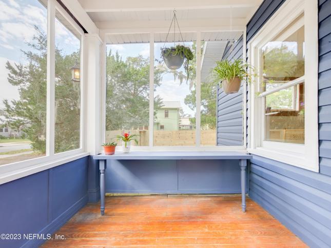 Foto del edificio - 12 Sylvan Dr