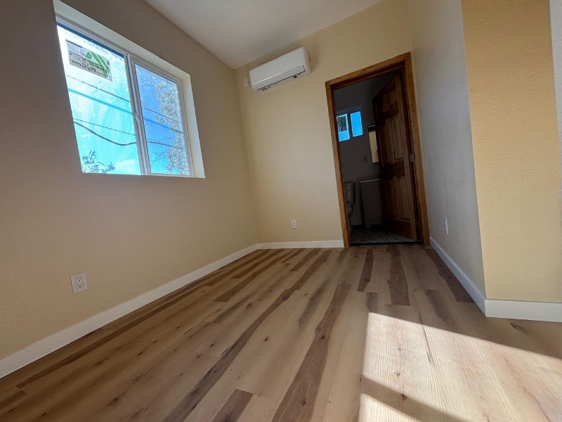 Photo - 1628 W 24th St (Los Angeles, CA)