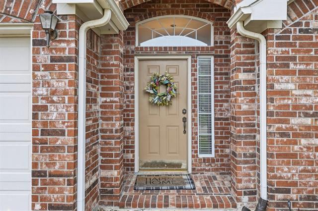 Foto del edificio - 6803 Woodcrest Ln