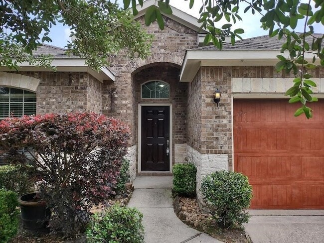 Foto del edificio - 21383 Village Crossing Ln