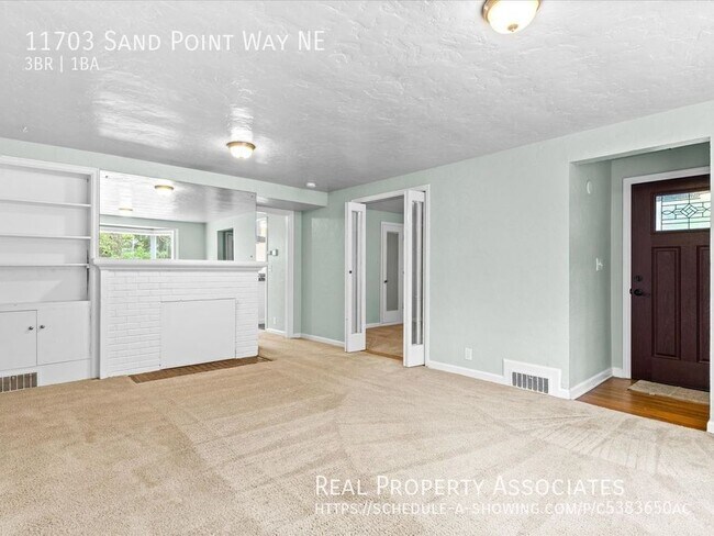 Photo - 11703 Sand Point Way NE House