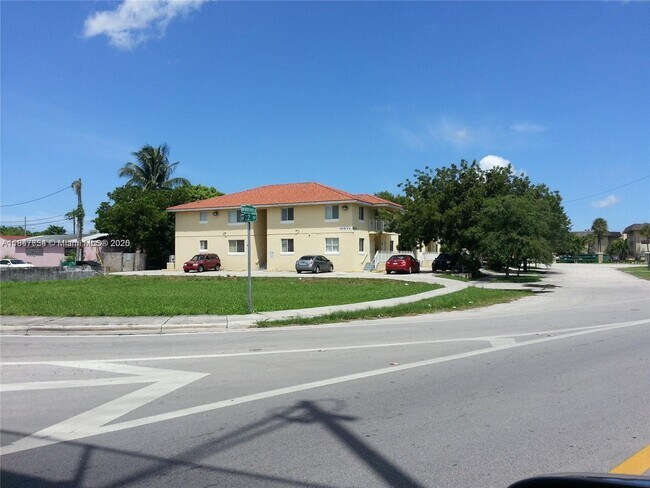 Foto del edificio - 2185 NW 16th Terrace
