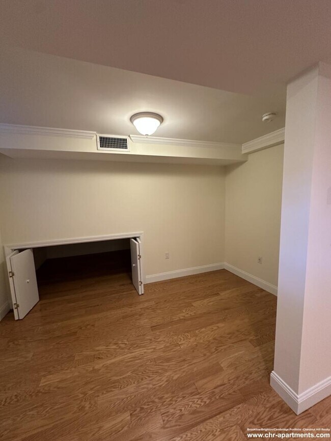 Building Photo - bedroom in Cambridge MA 02138