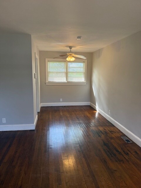 Foto del edificio - 314 Crosby Cir