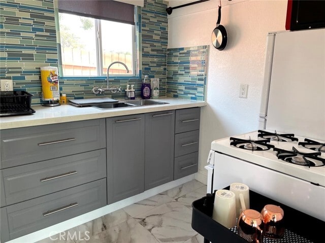 Building Photo - 2323 S El Camino Real