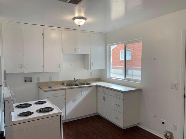 Foto del edificio - 651 Chester St