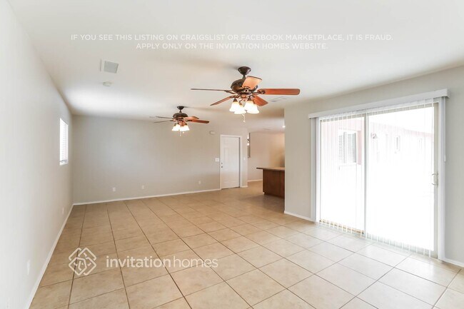 Foto del edificio - 401 E Fremont Dr