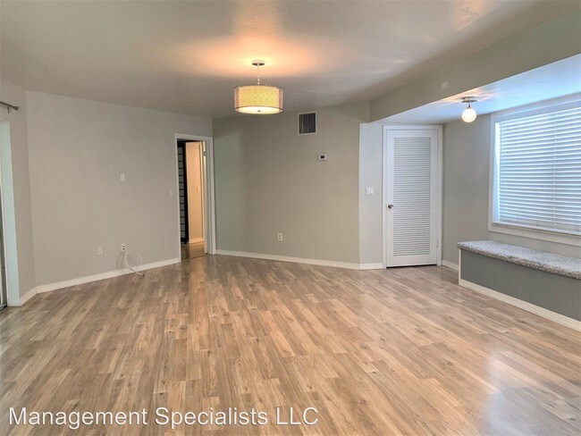 Foto del edificio - 3302 SE Aster Ln
