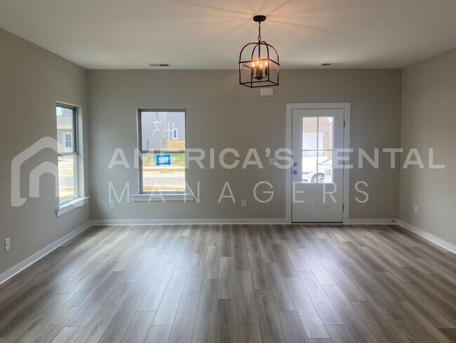 Building Photo - DEPOSIT PENDING! Home for Rent in Cullman,...