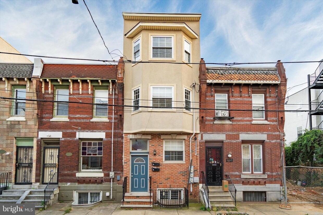 Photo - 1538 Fontain St (Philadelphia, PA)