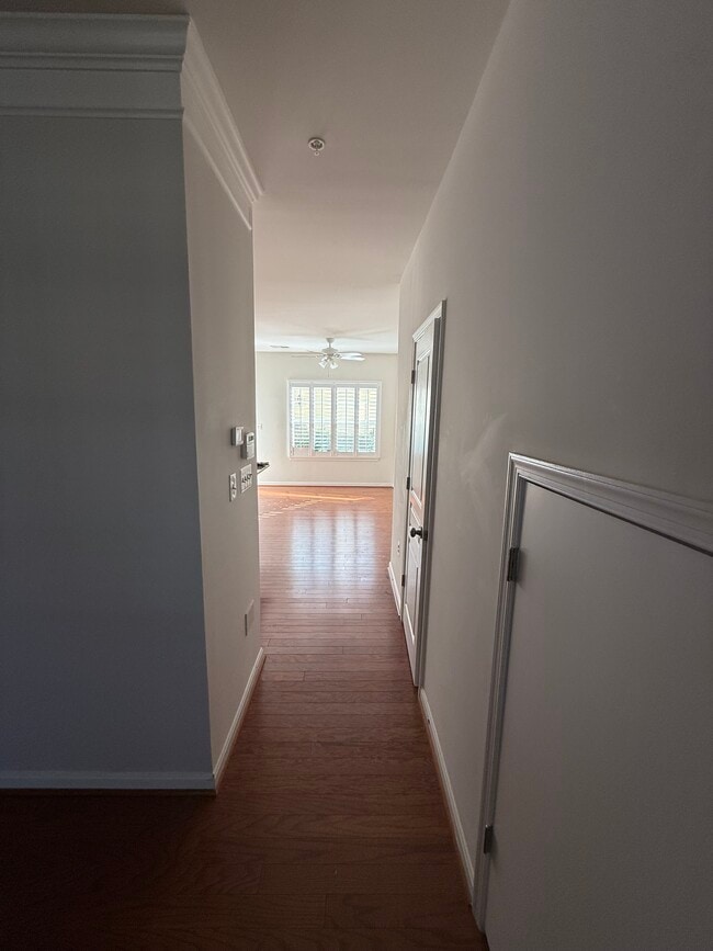 Building Photo - 20 Boucher Pl