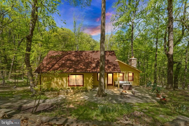 Building Photo - 1850 Ridge Rd