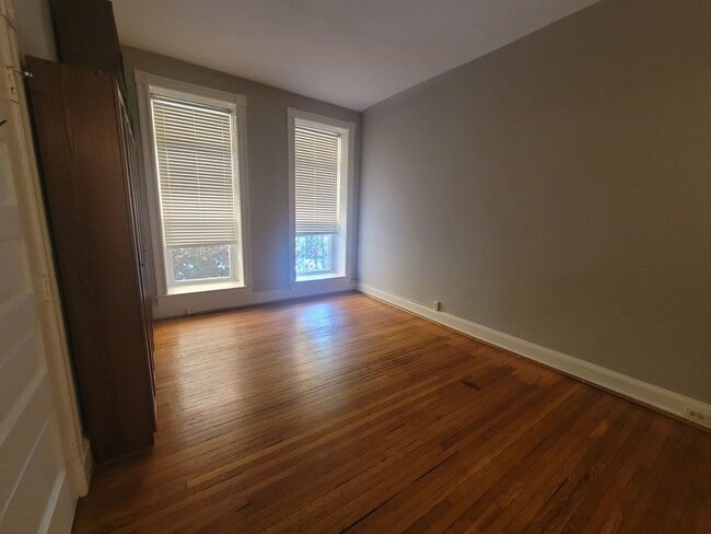 Photo - 3045 St Paul St Apartment