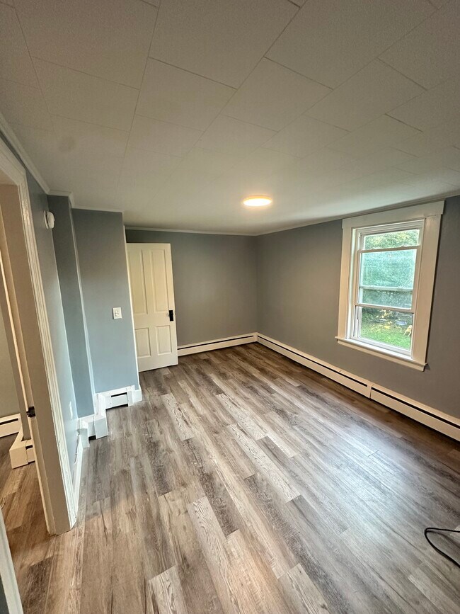 Bedroom 1 - 23 Tibbetts St