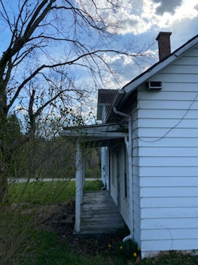 Building Photo - 2061 Mercer Butler Pike