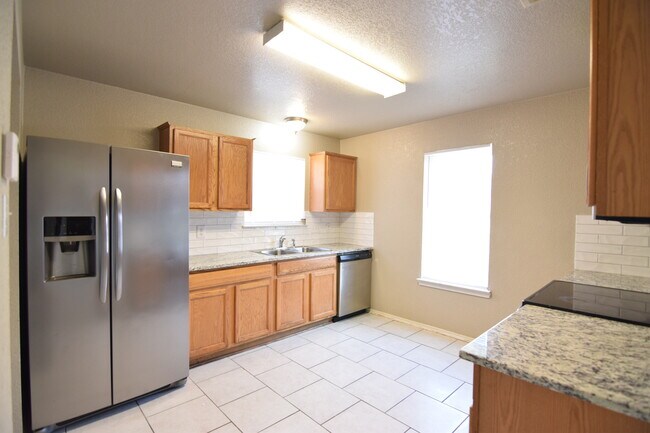 Foto del edificio - 202 Sims Ridge Dr