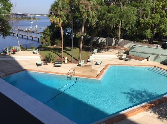 Foto del edificio - Riverton Tower Senior Center