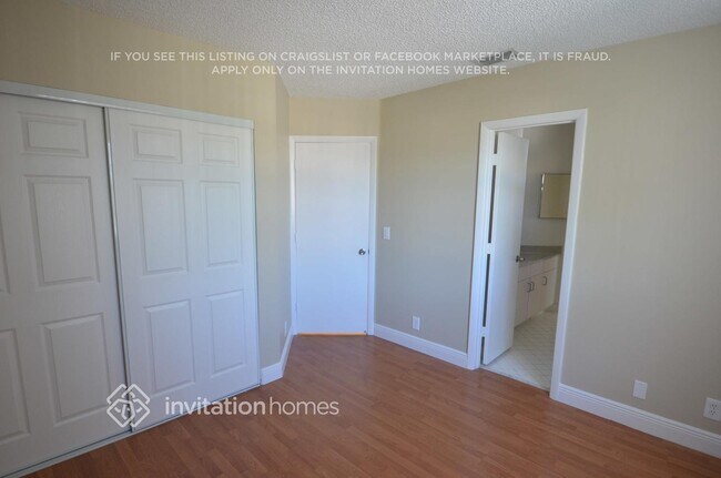 Foto del edificio - 622 Bedford Way