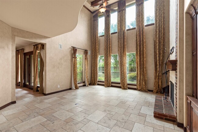 Foto del edificio - 7414 Newbury Trail