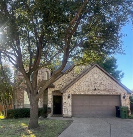 Foto principal - 1926 Twin Oaks Cir