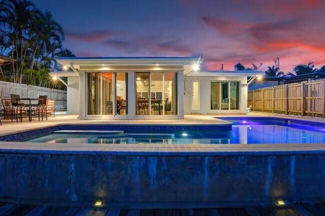 Foto del edificio - 2525 Gulfstream Ln