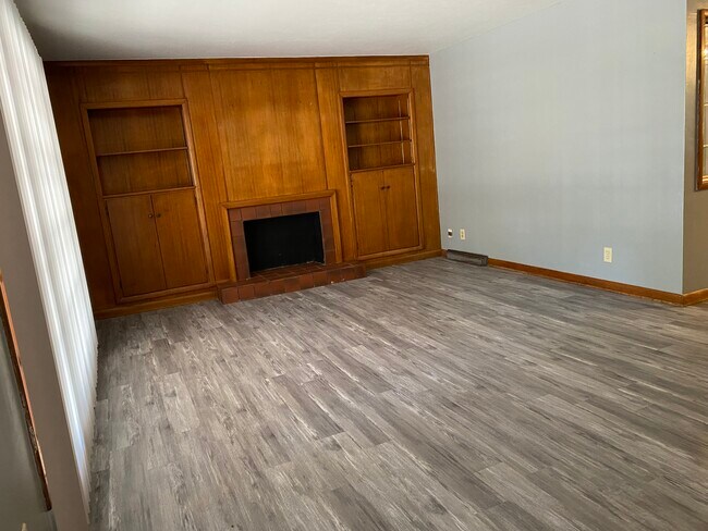 Foto del edificio - 1342 S Market St