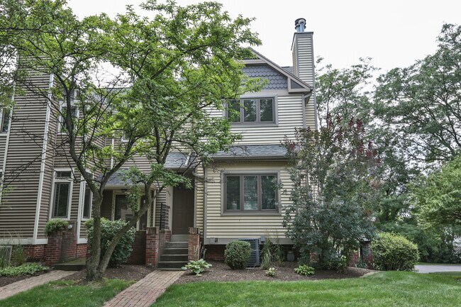Building Photo - 155 Cornhill Plz