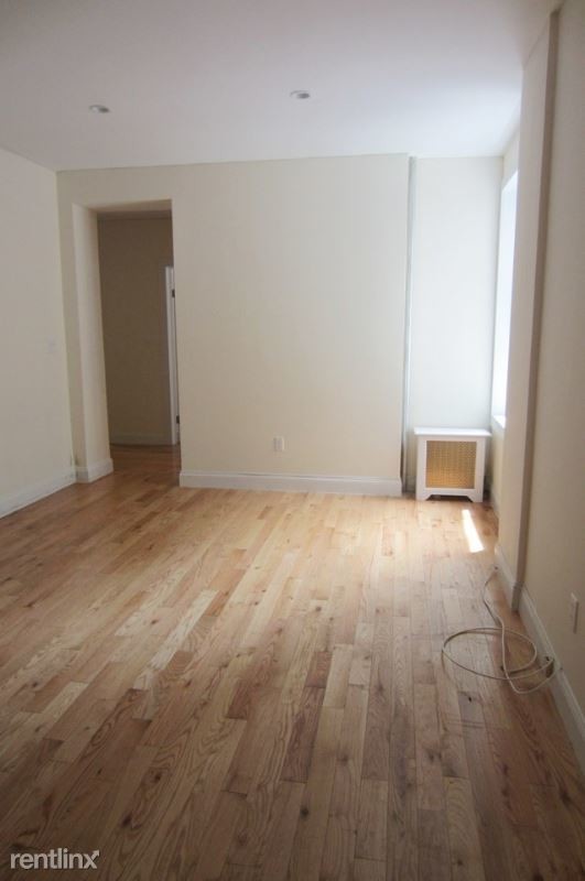 Building Photo - 105 Audubon Ave