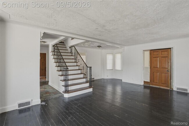 Foto del edificio - 16661 Linwood St