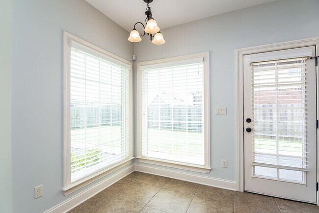 Foto del edificio - 4675 W Petite Loop