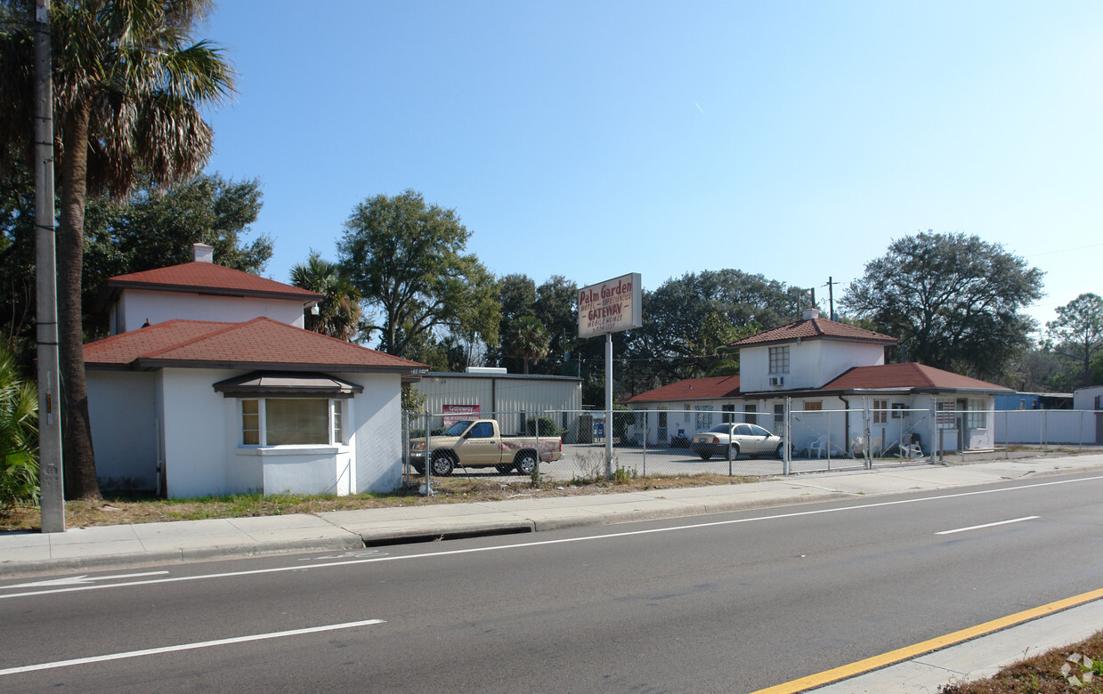 Building Photo - Gateway Trailer Park