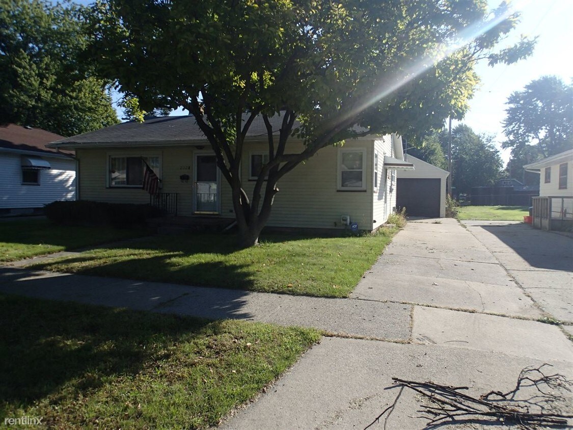 Foto principal - 2228 N Mason St