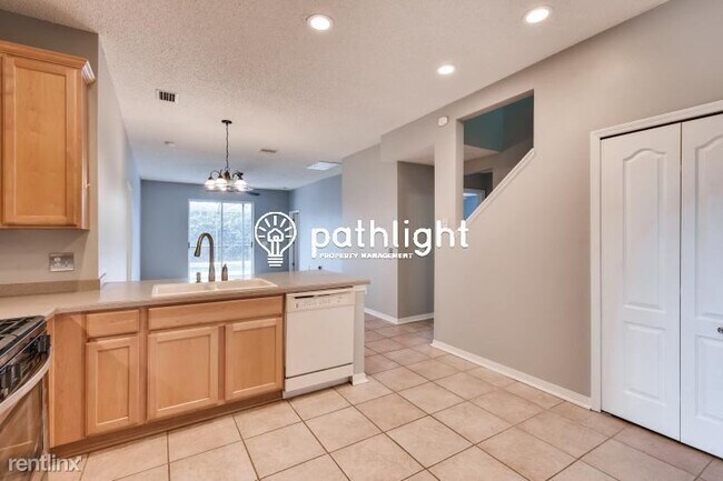 Building Photo - 5 br, 3 bath House - 1731 Lady Palm Ct