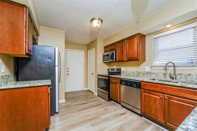 Building Photo - 830 Frances Dr