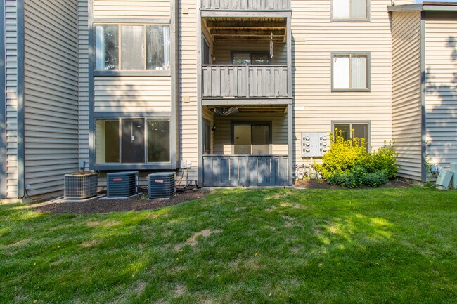 Building Photo - 4407A Aberdeen Dr