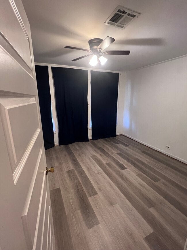 Foto del edificio - 149 Sylvia St