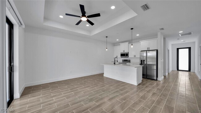 Building Photo - 1121 Hightower Ave S