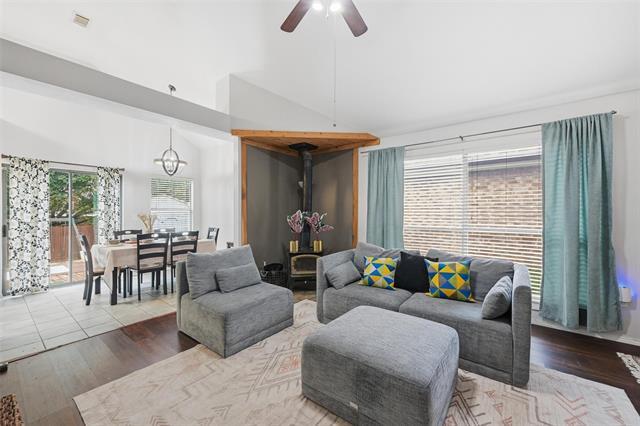 Foto del edificio - 912 S Old Orchard Ln