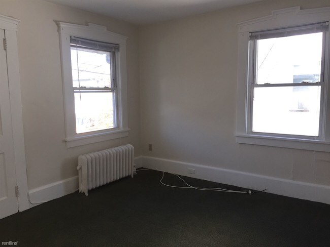 Foto del edificio - 131 Clinton Ave